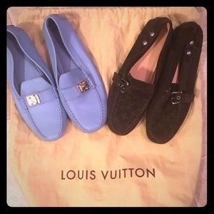 2 pairs of Louis Vuitton Loafers w/bag. Size 36.5